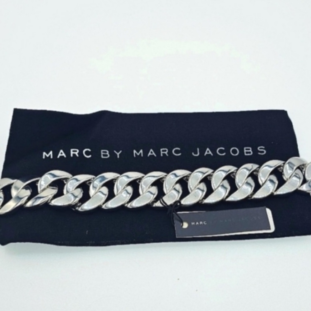 Marc Jacob's bracelet